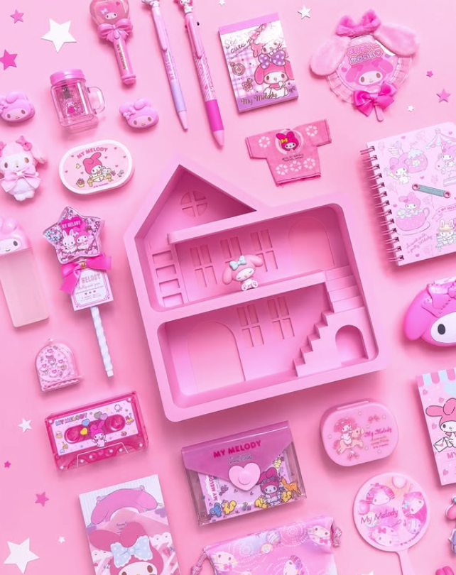 Tiny Trinket Townhouse - Unit B